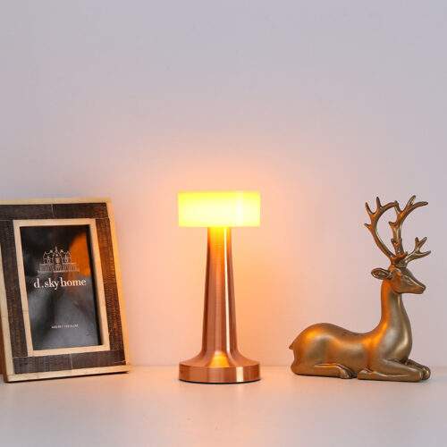 Vintage Metal Table Lamp - Image 6