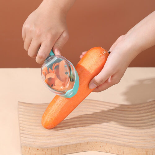 Vegetables and fruits peeler